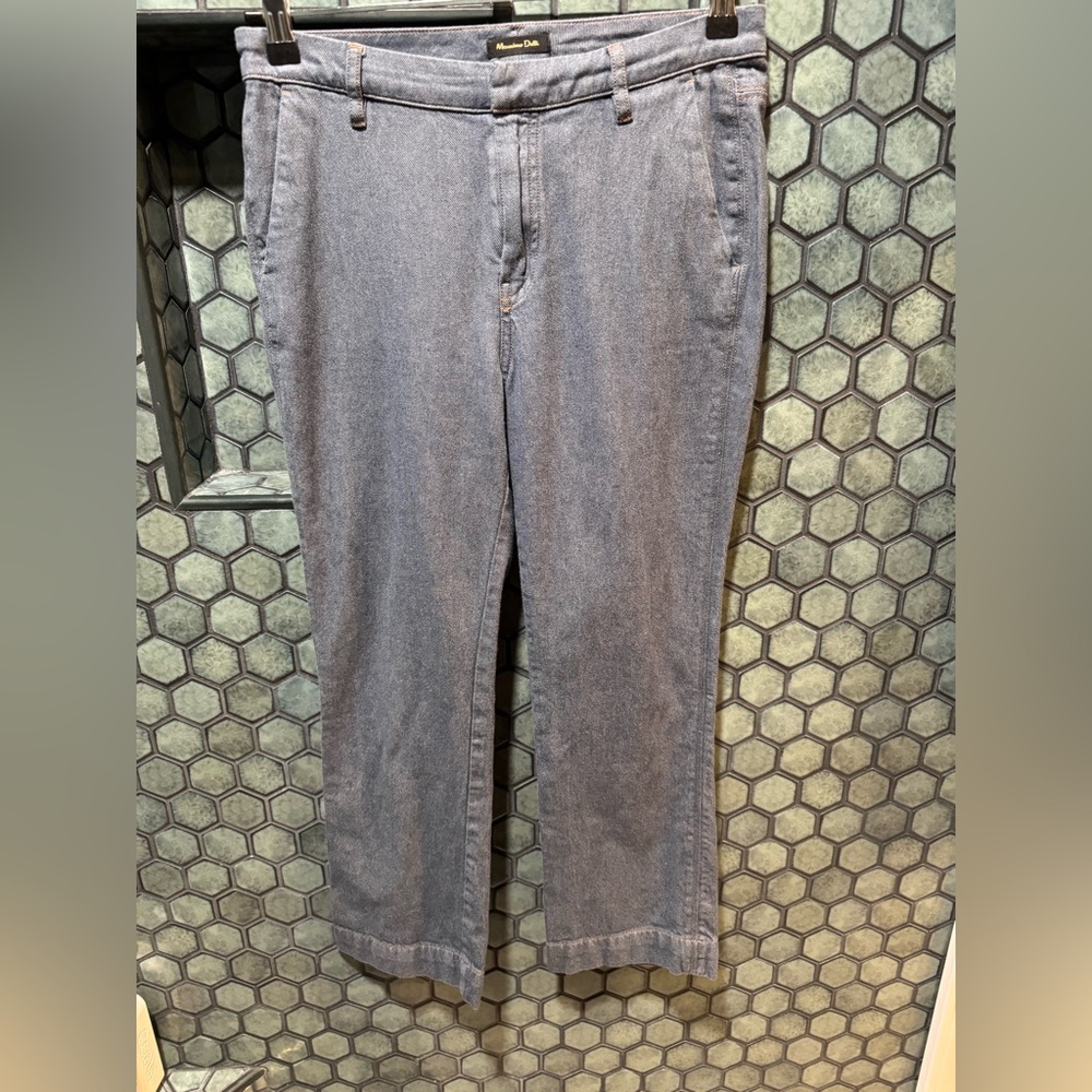 Massimo Dutti Cropped Denim Trousers - Women’s Size 4 -‎ Made in Portugal - Cute